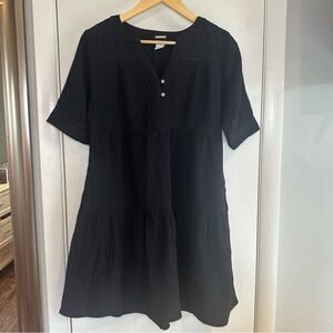 Magashchoni Cotton Mini Dress. Black. Size: Small.
100% Organic Cotton.